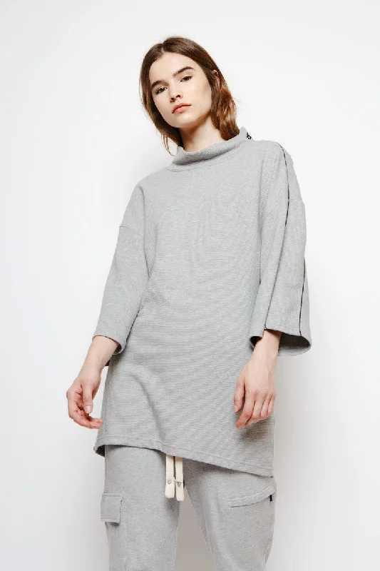 Essential Oversized Sweatshirt In Grey