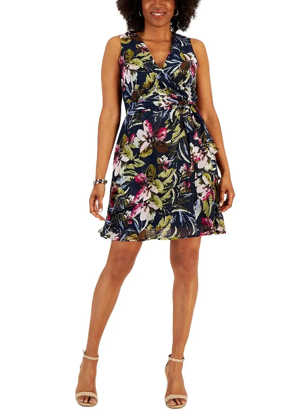 Petites Womens Floral Print Above Knee Fit & Flare Dress