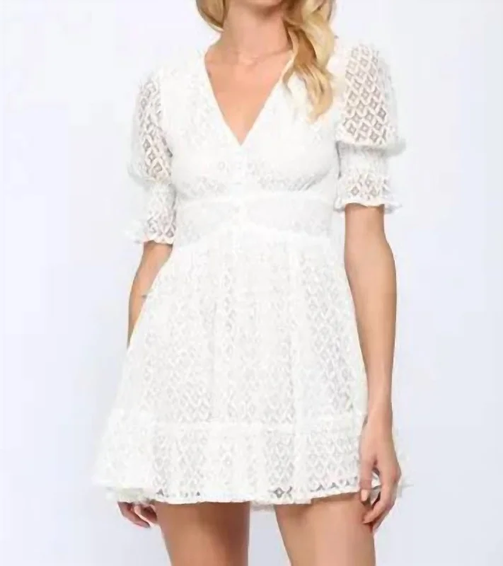 Veronica Lace Short Sleeve Mini Dress In White