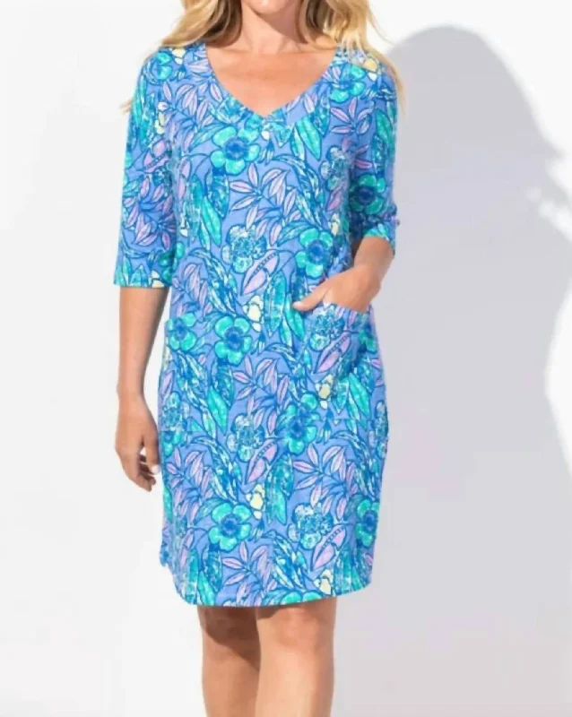 Patio Dress In Floral In Marine