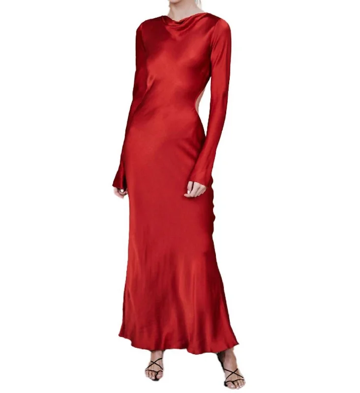 Aubrey Long Sleeve Midi Dress In Crimson